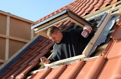 Pose de fenêtres de toit Velux à Montaulin